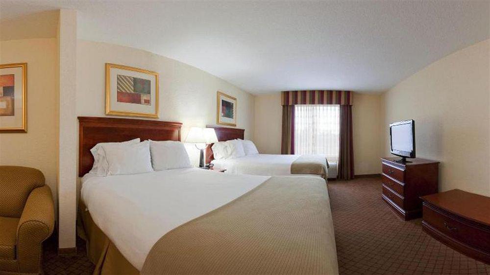 Holiday Inn Express St. Petersburg North / I-275 By Ihg Exteriér fotografie